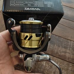 Daiwa Procyon LT2000D-XH