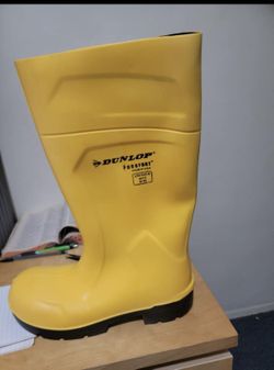 Botas Dunlop Size 8
