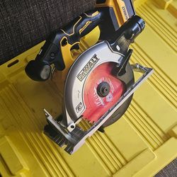 Dewalt circular saw