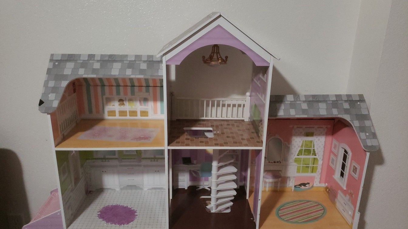 Doll House