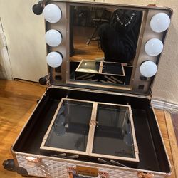 Impressions Vanity Travel Case