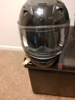 DOT motorcycle helmet with shade visor