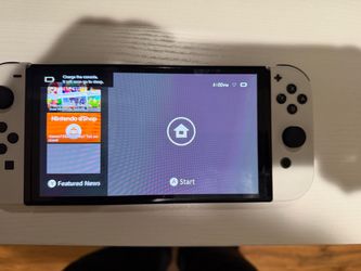Nintendo Switch OLED w/ Super smash bros