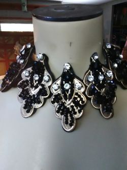 Gothic Choker Black Crystals
