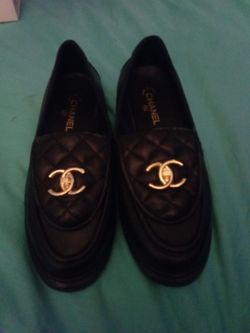 CHANEL Women's Pumps I'm