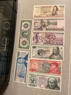 Vintage Mexican Peso Banknote Collection