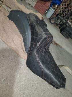 Seat and rear fender Harley Davidson