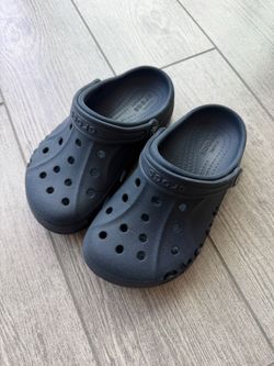 Kid’s children’s Crocs size youth 1