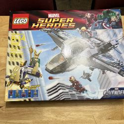 NIB Lego Avengers Quinjet 