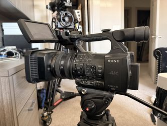 Sony PXW-Z100 - 30 Hours - Excellent Condition