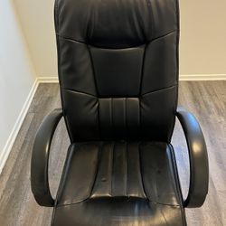 Black Desk Chair 