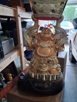 Large Gold resin Buddha