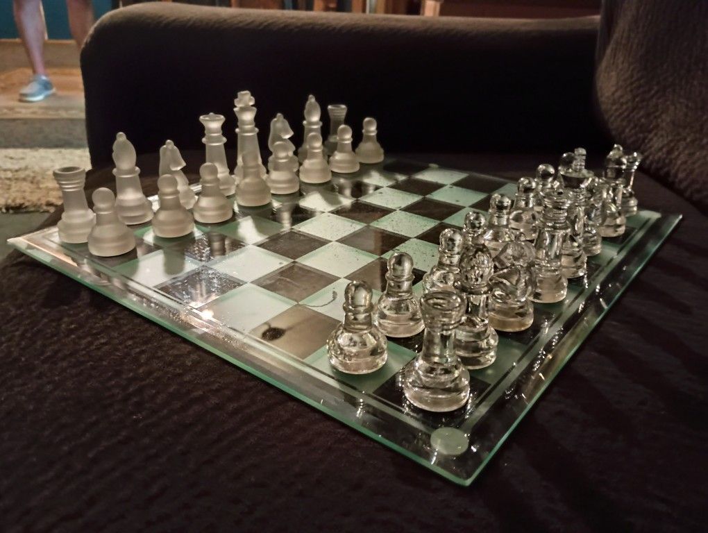 Glass And Frosted Chess Set