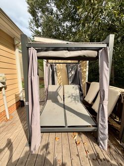 Outdoor Cabana Daybed with Canopy and Curtains
