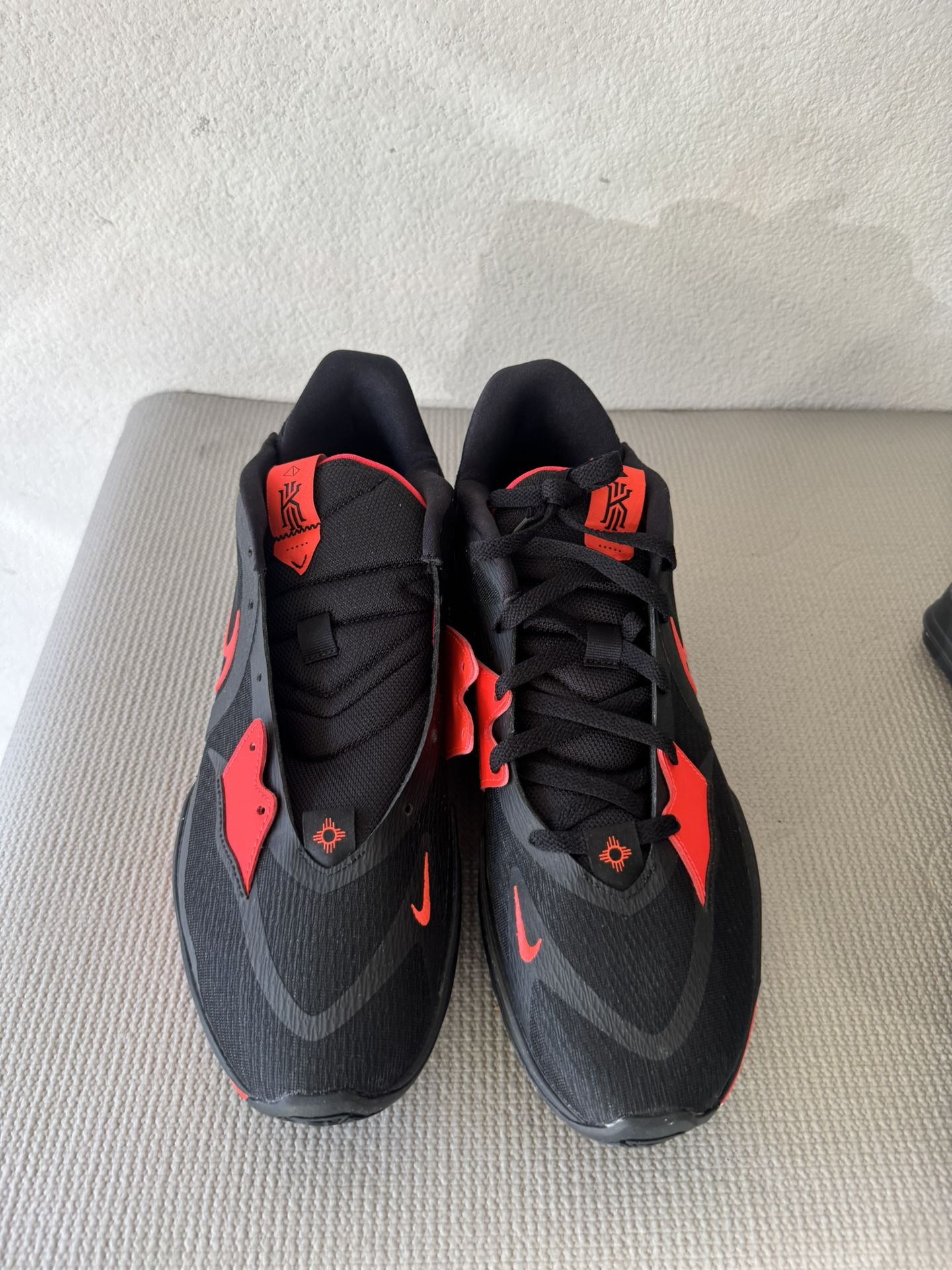 Kyrie Size 15 Brand New,All Products : American Fashion Style Bags On Sale