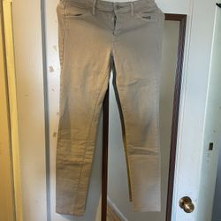 Uniqlo Women's Stretchy Tight Denim Pants / Casual Pants - Light Khaki/Mint - Size 26 (66cm)  This Uniqlo ultra elastic leggings is made with the bran