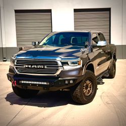 2020 RAM 1500 Laramie Crew Cab 4x4