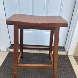 SMALL SOLID WOODEN BENCH BARSTOOL