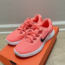 Nike LunarConverge Lava Pink size 6.5