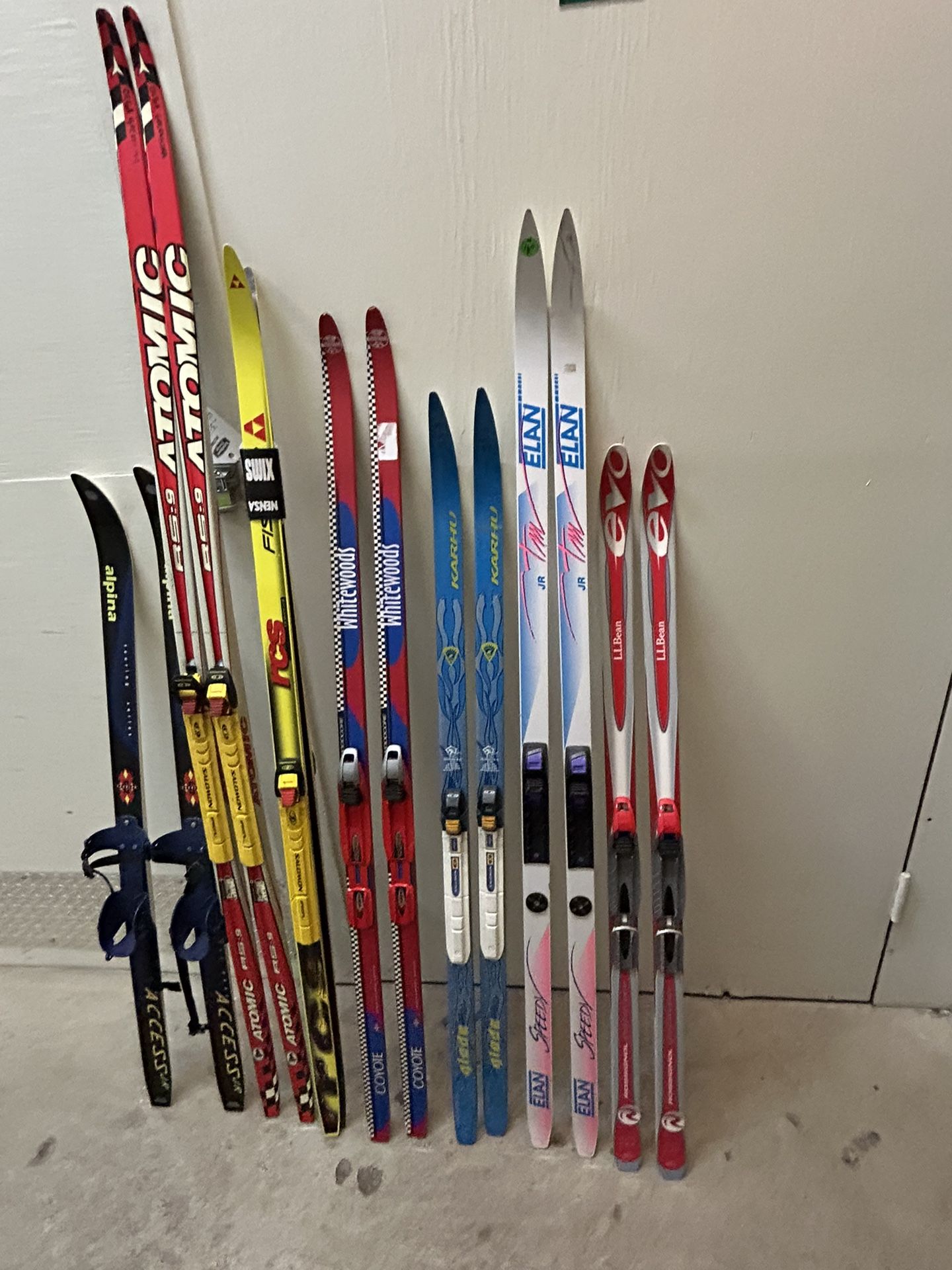 XC skis  