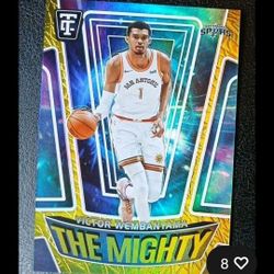 Victor Wembanyama GOLD /10 Card
