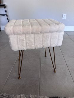 Storage end table