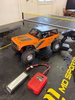 Ready to run RC wraith  rock crawler like new