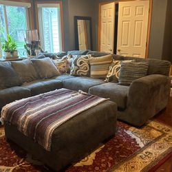 Sectional Couch/ottoman With Transferable Warranty