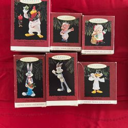 Looney Tunes Ornament Lot