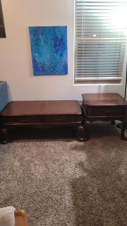 Beautiful clean wooden living room table set $145 firm
