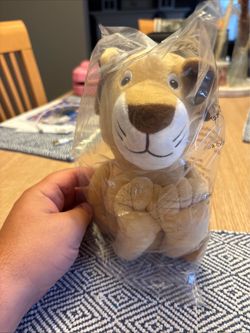 TwistShake Lion Stuffed Animal Plush Toy