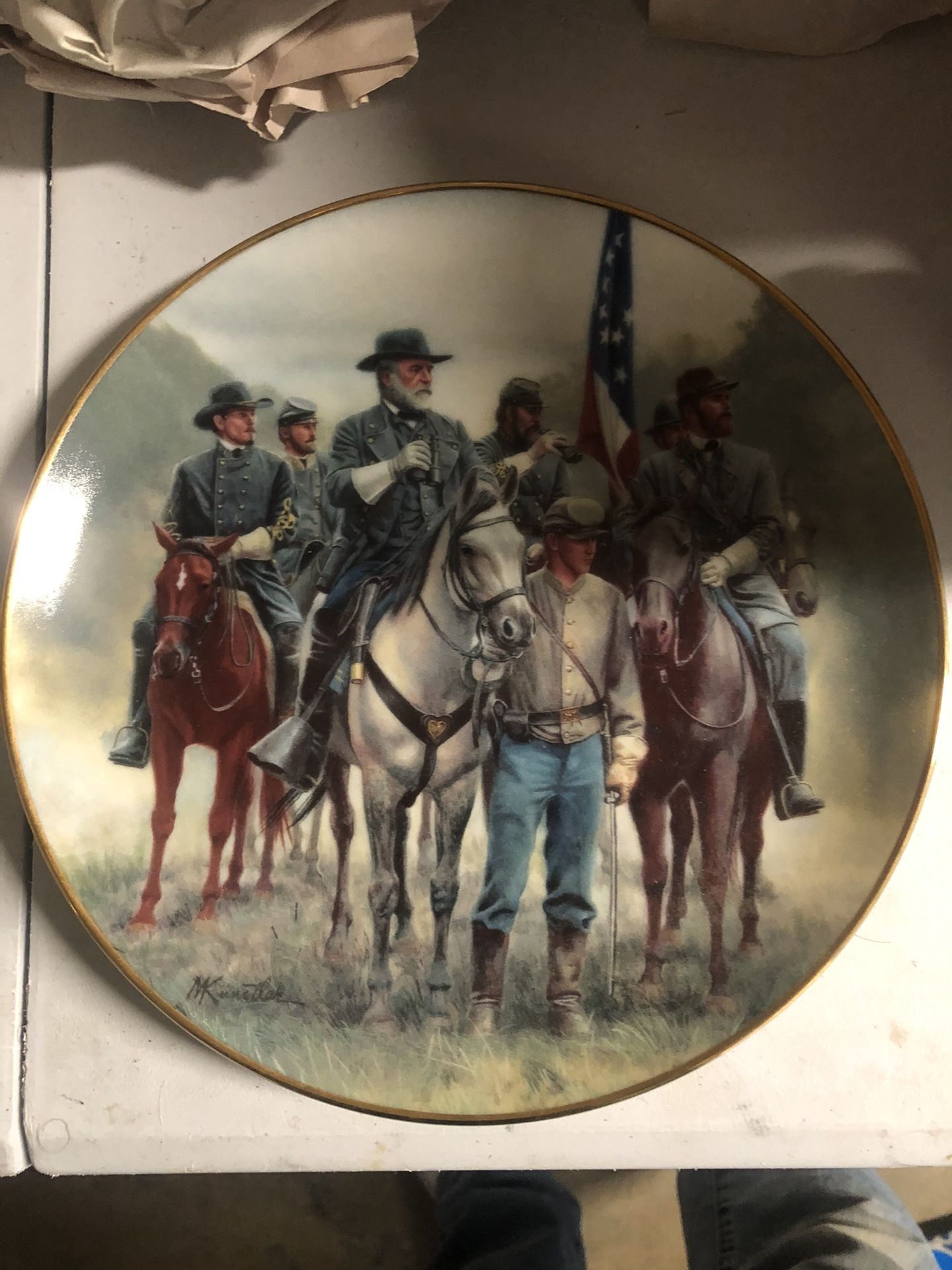 Lee And Jackson Legends In Grey Plate Set