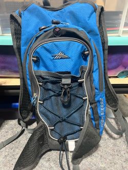 Water Pack Backpack w/New water filtration kit