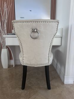 Accent Chair