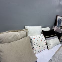 PILLOWS - DECOR 