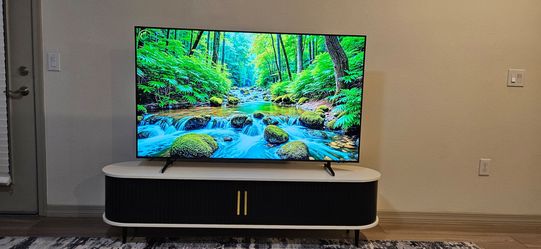 Samsung 65" DU8000 Crystal UHD 4K Smart TV