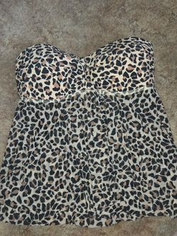 Size large new womens top never used