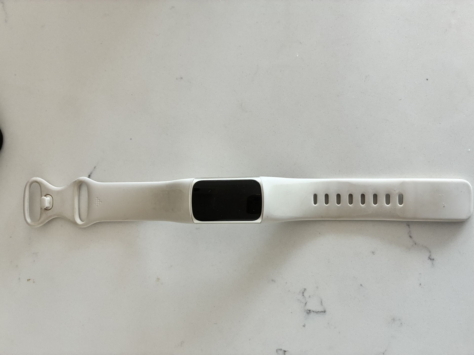 Fitbit Charge 5 Smartwatch With Charger