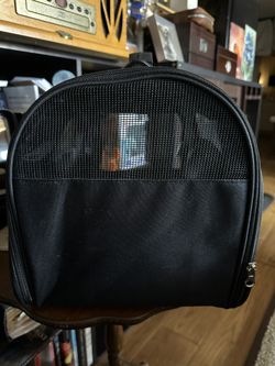 Pet carrier