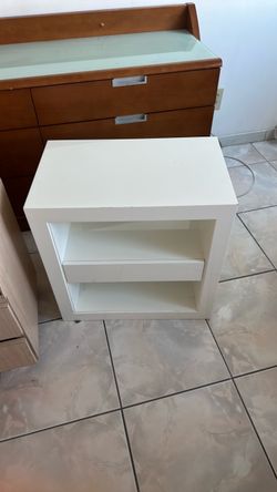 Modern White Glossy Side Table
