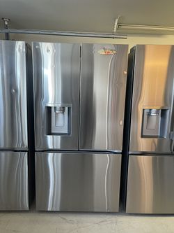 26 cu. ft. Smart Counter-Depth MAX French Door Refrigerator