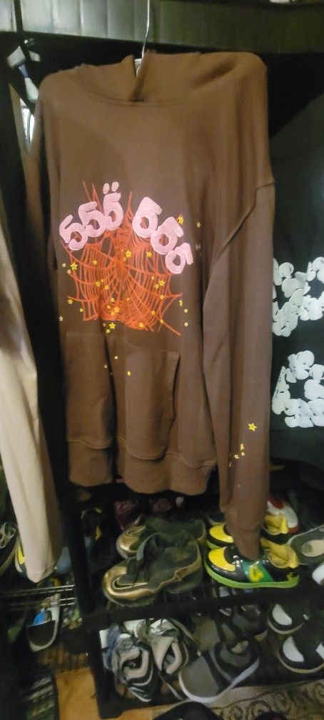 Spider Hoodie Size L