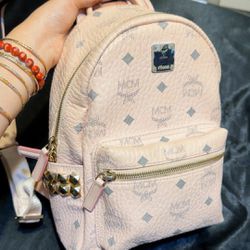 MCM Stark Bebe Boo Side Studs Mini Backpack in pink