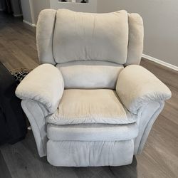 Plush Beige Recliner Chair – Wide & Very Comfortable