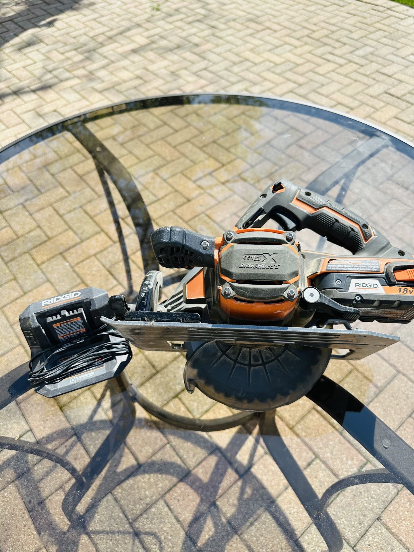 Ridgid R8657B 18V Brushless Cordless 7-1/4 in. Circular Saw