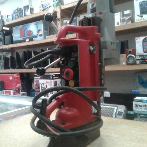 MILWAUKEE - Electro-Magnetic Adjustable Position Drill Press with # 3 Morse Motor ........