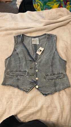 Women’s Jean vest