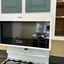 Whirlpool microwave 