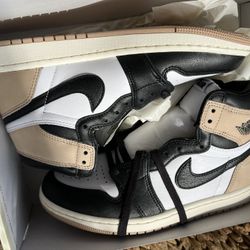 Women’s Air Jordan1 Retro HI OG  Women’s US SIZE 8 
