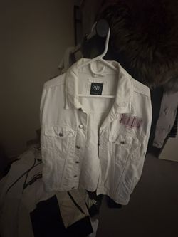 ZARA DENIM JACKET SZ XL